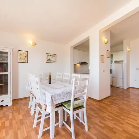 Guest house Slavena