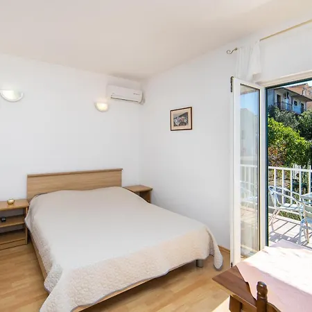 Slavena Guest house Gradac (Split-Dalmatia)