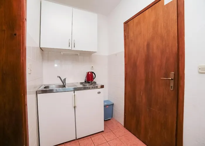 Slavena 3* Gradac (Split-Dalmatia)